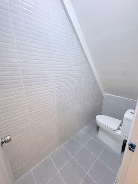หมู่บ้าน ร่มทิพย์ หทัยราษฎร์33, Bangkok, หทัยราษฎร์33, Bang Chun, Khlong Sam Wa, Bangkok, 2 Bedrooms, 80 sqm, Townhouse For Sale, by นภัสศรณ์ วงศ์สินไทยกร (นันท์), 500393729 - DDproperty.com
