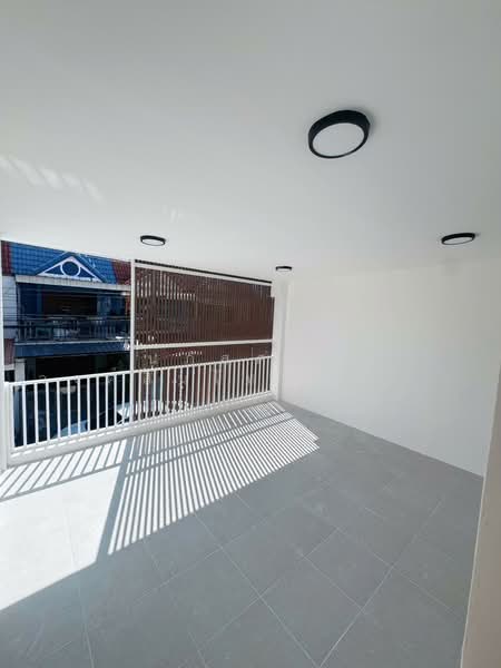 หมู่บ้าน ร่มทิพย์ หทัยราษฎร์33, Bangkok, หทัยราษฎร์33, Bang Chun, Khlong Sam Wa, Bangkok, 2 Bedrooms, 80 sqm, Townhouse For Sale, by นภัสศรณ์ วงศ์สินไทยกร (นันท์), 500393729 - DDproperty.com