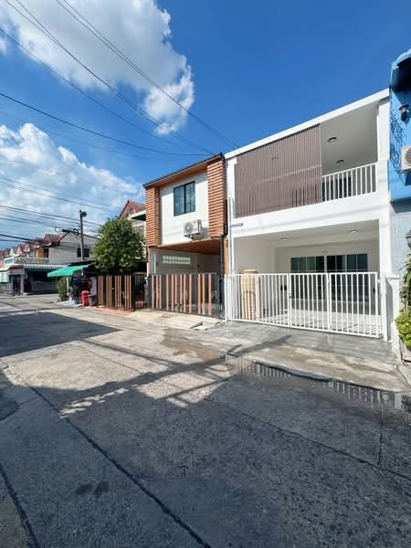หมู่บ้าน ร่มทิพย์ หทัยราษฎร์33, Bangkok, หทัยราษฎร์33, Bang Chun, Khlong Sam Wa, Bangkok, 2 Bedrooms, 80 sqm, Townhouse For Sale, by นภัสศรณ์ วงศ์สินไทยกร (นันท์), 500393729 - DDproperty.com
