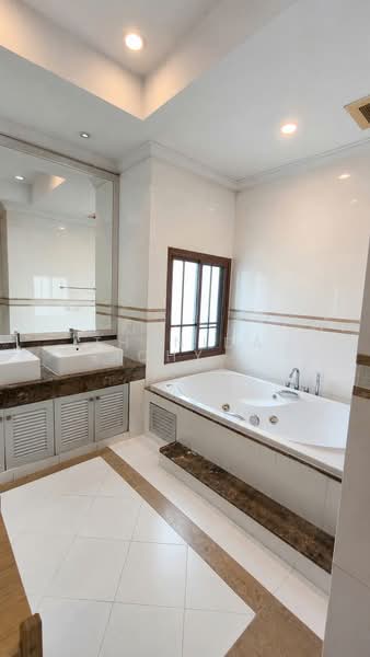 Baan Sansiri Sukhumvit 67 : บ้านแสนสิริ สุขุมวิท 67, กรุงเทพ, 32 ซอย สุขุมวิท 67, พระโขนงเหนือ, วัฒนา, กรุงเทพ, 400 ตร.ม., บ้านเดี่ยว ให้เช่า, โดย Thanida Richy Estate Co., Ltd., 500393733 - DDproperty.com