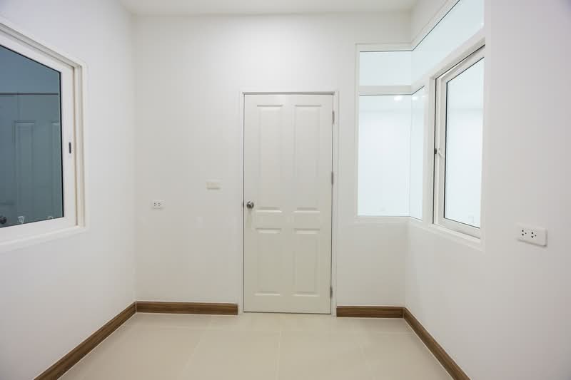 Golden Town Chalermprakiat - Suanluang, Bangkok, Soi Chaloem Phrakiat Rama 9 Soi 30 Yaek 14, Kanchanaphisek Road, Dok Mai, Prawet, Bangkok, 4 Bedrooms, 1 sqm, Townhouse For Sale, by Tharnavee Tharnasetthadakul, 500393750 - DDproperty.com
