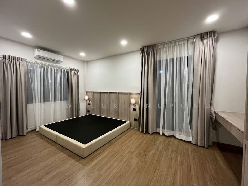 Centro Bangna, Samut Prakan, 111 Soi 3, Bang Kaeo, Bang Plee, Samut Prakan, 4 Bedrooms, 209 sqm, Single Detached House For Rent, by Saowaluk Anupong, 500393785 - DDproperty.com