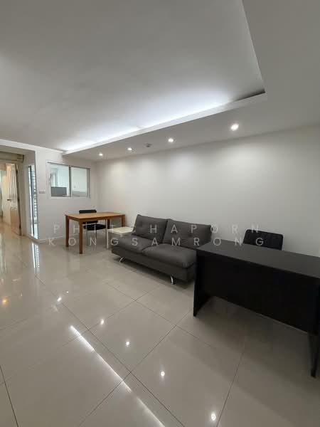 Zenith Place @ Sukhumvit 71/1 : ซีณิธ เพลส แอท สุขุมวิท 71/1, กรุงเทพ, 1747 ถนนสุขุมวิท, พระโขนงเหนือ, วัฒนา, กรุงเทพ, 55 ตร.ม., คอนโด ให้เช่า, โดย Phitchaporn Kongsamrong, 500393788 - DDproperty.com