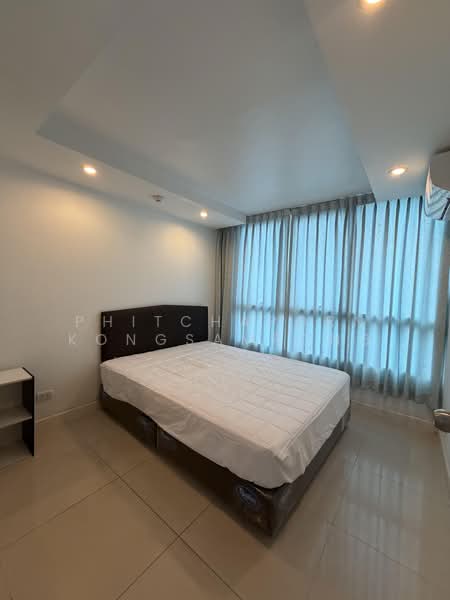 Zenith Place @ Sukhumvit 71/1, Bangkok, 1747 Sukhumvit Road, Phra Kanong Nua, Watthana, Bangkok, 1 Bedroom, 55 sqm, Condo For Rent, by Phitchaporn Kongsamrong, 500393788 - DDproperty.com