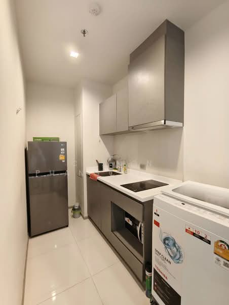Life Asoke Hype, Bangkok, 339 Chaturathit Rd, Makkasan, Ratchathewi, Bangkok, 2 Bedrooms, 48 sqm, Condo For Rent, by Chanon Phangchienghien, 500393819 - DDproperty.com