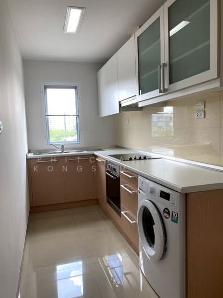Residence Sukhumvit 52, Bangkok, Soi SuKhumvit 52, Bang Chak, Phra Khanong, Bangkok, 3 Bedrooms, 110 sqm, Condo For Rent, by Phitchaporn Kongsamrong, 500393820 - DDproperty.com