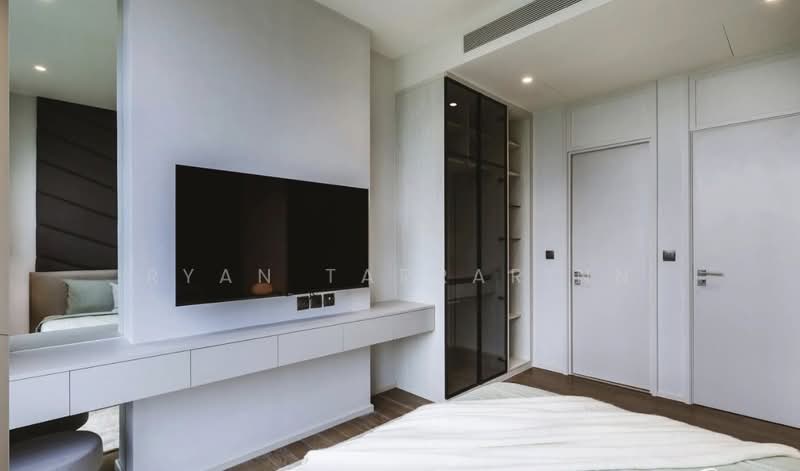 Muniq Langsuan, Bangkok, Soi Tonson, Lumphini, Pathum Wan, Bangkok, 2 Bedrooms, 78 sqm, Condo For Rent, by Ryan Tarrarinn, 500393823 - DDproperty.com