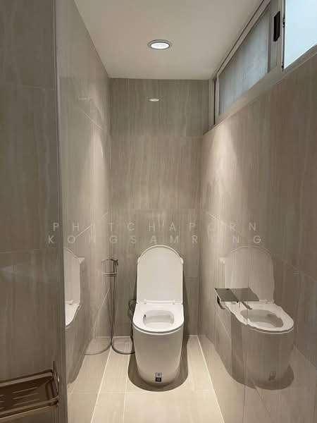 Thonglor Tower, Bangkok, Soi Thonglor, Sukhumvit 55 Road, Khlongtoei Nua, Watthana, Bangkok, 2 Bedrooms, 100 sqm, Condo For Rent, by Phitchaporn Kongsamrong, 500393835 - DDproperty.com