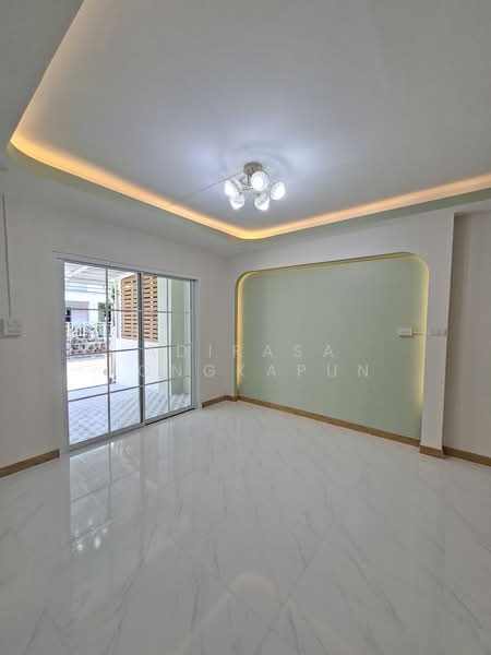 Pruksa 10, Nonthaburi, Bang Kruai - Sai Noi Road, Sai Noi, Nonthaburi, 3 Bedrooms, 72 sqm, Townhouse For Sale, by Adirasa Kongkapun, 500393841 - DDproperty.com