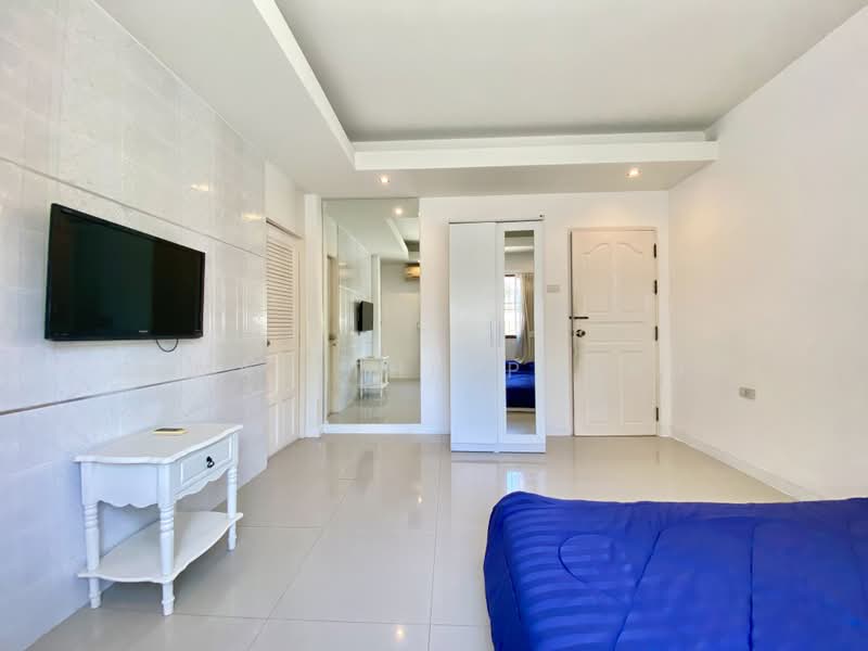 3 Bed House | Soi Siam Country Club | Rent 30K | Sale 4.9 MB | Pet Friendly, Chon Buri (Pattaya), Boss Pattaya Village, Bang Lamung, Bang Lamung (Pattaya), Chon Buri (Pattaya), 3 Bedrooms, 230 sqm, Single Detached House For Rent, by Siwas Thepphabut, 500393877 - DDproperty.com