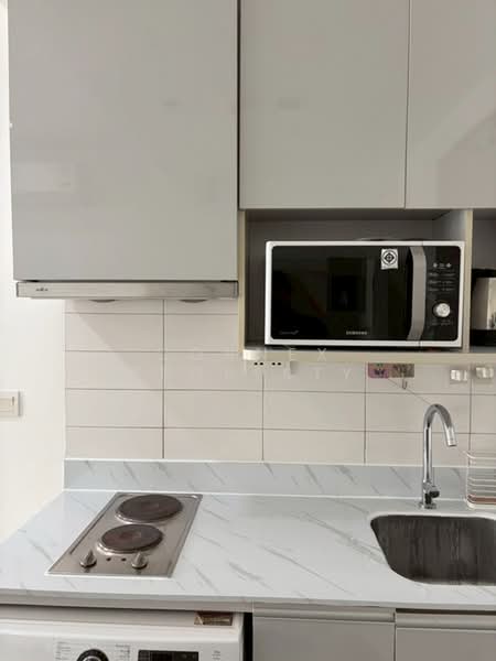IDEO MOBI Sukhumvit 81, Bangkok, 2097 Sukhumvit Road, Bang Chak, Phra Khanong, Bangkok, 1 Bedroom, 30 sqm, Condo For Rent, by Connex Property, 500393912 - DDproperty.com
