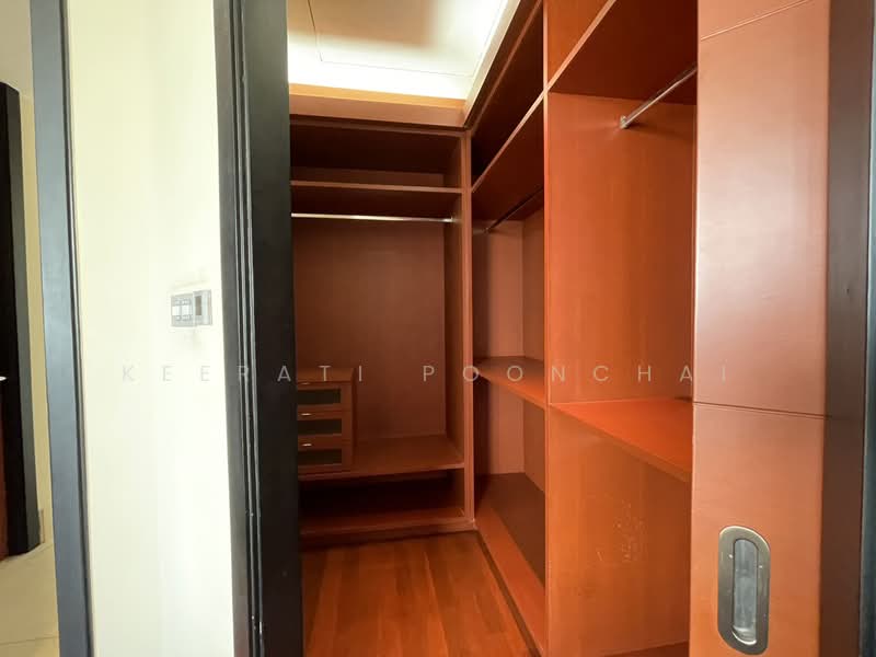 The Infinity : ดิ อินฟินิตี้, กรุงเทพ, 98 ถนนนราธิวาสราชนครินทร์, สีลม, บางรัก, กรุงเทพ, 128 ตร.ม., คอนโด ให้เช่า, โดย Keerati Poonchai, 500393936 - DDproperty.com