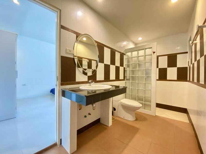 3 Bed House | Soi Siam Country Club | Sale 4.9 MB | Land 316 Sqm, Chon Buri (Pattaya), Boss Pattaya Village, Bang Lamung, Bang Lamung (Pattaya), Chon Buri (Pattaya), 3 Bedrooms, 230 sqm, Single Detached House For Sale, by Siwas Thepphabut, 500394041 - DDproperty.com