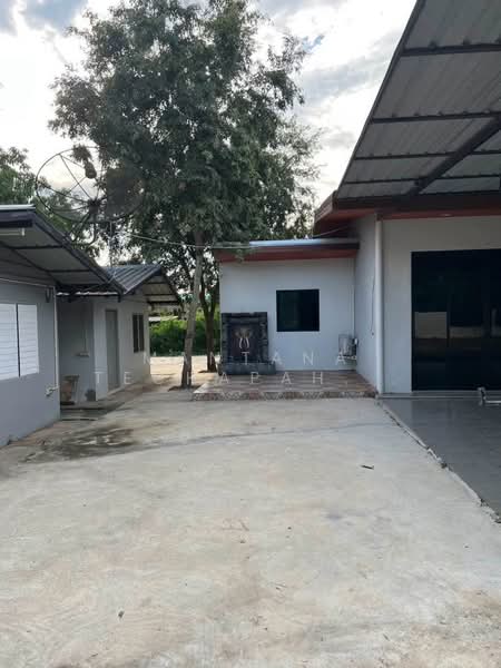 บ้าน 2-ห้องนอน, ชลบุรี, หมอนนาง, พนัสนิคม, ชลบุรี, 100 ตร.ม., บ้านเดี่ยว ให้เช่า, โดย Mantana Techapahaphong, 500394072 - DDproperty.com
