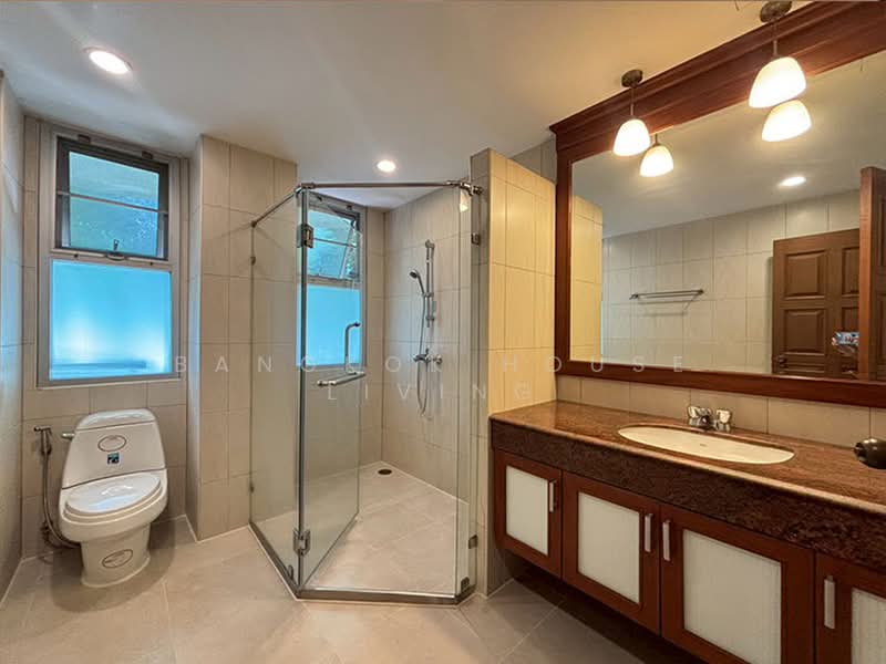 Baan Sahasthinee, Bangkok, Soi Attha Kawi 1, Khong Tan, Khlong Toei, Bangkok, 2 Bedrooms, 200 sqm, Condo For Rent, by Bangkok House Living, 500394091 - DDproperty.com