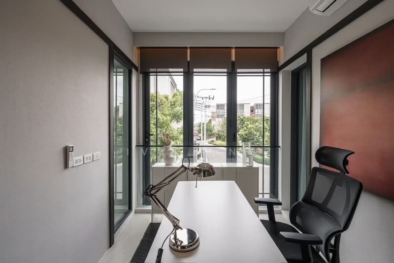 Baan Klang Muang Classe Sukhumvit 77 : บ้านกลางเมือง คลาสเซ่ สุขุมวิท 77, กรุงเทพ, ซอยอ่อนนุช 21, สวนหลวง, กรุงเทพ, 214 ตร.ม., บ้านเดี่ยว ให้เช่า, โดย Ivy Jang, 500394119 - DDproperty.com