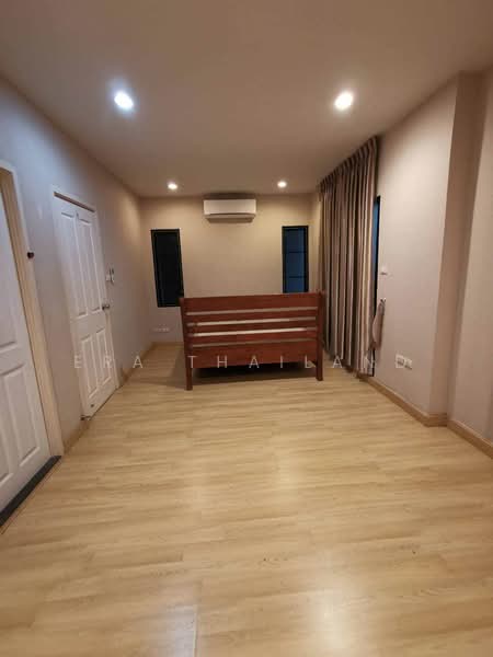 Areeya Como Bangna - Wongwaen, Samut Prakan, Mahachai Road, Bangphli Yai, Bang Plee, Samut Prakan, 3 Bedrooms, 161 sqm, Semi-Detached House (Twin House) For Sale, by ERA Thailand, 500394154 - DDproperty.com