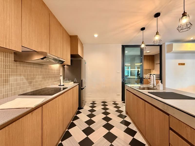 Townhouse, Bangkok, Khlong Tan Nua, Watthana, Bangkok, 3 Bedrooms, 200 sqm, Townhouse For Rent, by Bangkok Residential, 500394186 - DDproperty.com