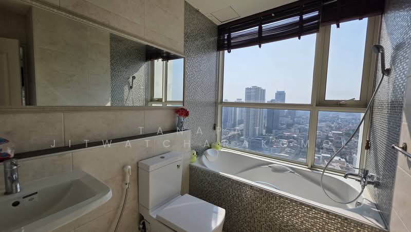 The Light House Sathorn–Chareonnakorn, Bangkok, Chareonnakorn Road, Khlong Ton Sai, Khlong San, Bangkok, 2 Bedrooms, 68 sqm, Condo For Rent, by Tanapat Jitwatcharakomol, 500394263 - DDproperty.com