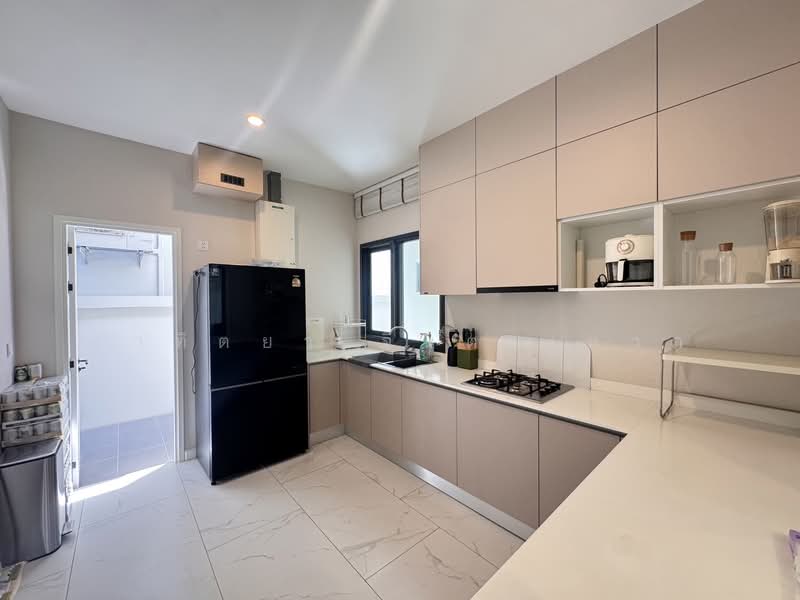 The Lavish, Chon Buri (Pattaya), Na Kloe, Bang Lamung (Pattaya), Chon Buri (Pattaya), 4 Bedrooms, 350 sqm, Single Detached House For Sale, by อาทิตยา จินตะเหวก, 500394270 - DDproperty.com