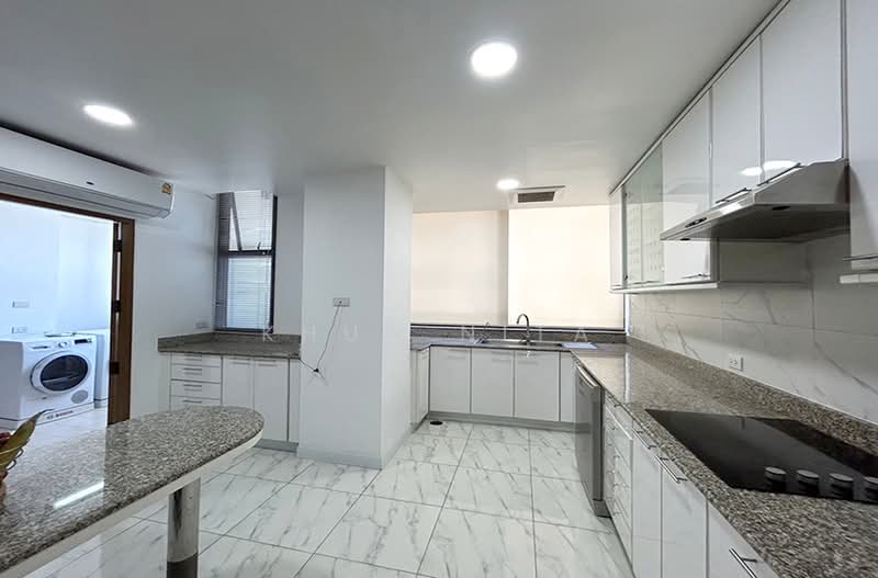 Ruamsuk Condominium, Bangkok, 12 Soi Athakravi, Khong Tan, Khlong Toei, Bangkok, 3 Bedrooms, 320 sqm, Condo For Rent, by Khun Nita, 500394355 - DDproperty.com