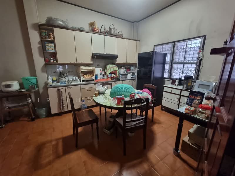 Detached house Pak Nam, Samut Prakan 122.8 sq.wa 6 Beds 2 Baths parking for 6 cars, Samut Prakan, จักกะพาก, Pak Nam, Muang Samut Prakarn, Samut Prakan, 6 Bedrooms, 300 sqm, Single Detached House For Sale, by Sirithong Saetang, 500394363 - DDproperty.com