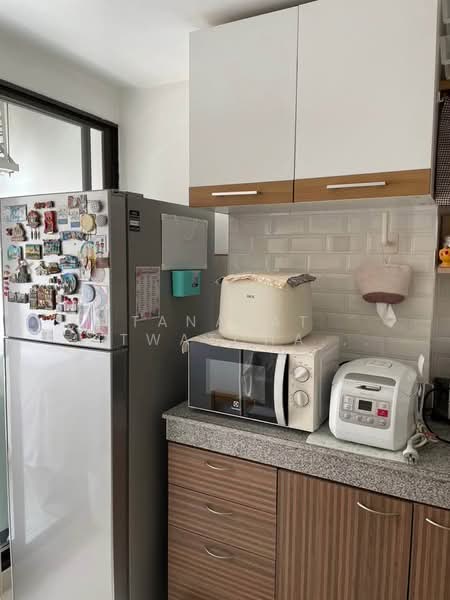 Lumpini Place Suanplu-Sathorn, Bangkok, 435-112 Suan Plu, Thung Maha Mek, Sathon, Bangkok, 1 Bedroom, 30 sqm, Condo For Rent, by Tanapat Jitwatcharakomol, 500394419 - DDproperty.com