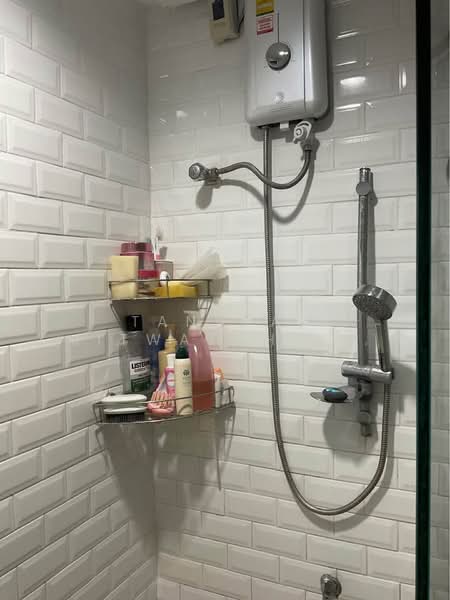 Lumpini Place Suanplu-Sathorn, Bangkok, 435-112 Suan Plu, Thung Maha Mek, Sathon, Bangkok, 1 Bedroom, 30 sqm, Condo For Rent, by Tanapat Jitwatcharakomol, 500394419 - DDproperty.com