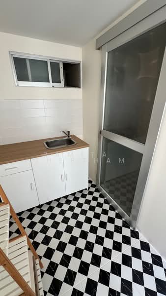 Lumpini Ville Cultural Center, Bangkok, Prachautid Road, Samsen Nok, Huai Khwang, Bangkok, 1 Bedroom, 32 sqm, Condo For Rent, by Ramita  Theptham, 500394467 - DDproperty.com