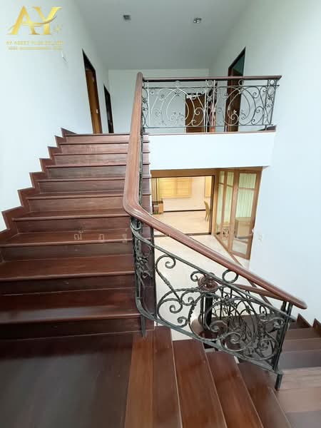 หมู่บ้านชลัฐฐา ซอยศรีนครินทร์ 24, Bangkok, ศรีนครินทร์, Suan Luang, Bangkok, 4 Bedrooms, 274 sqm, Single Detached House For Sale, by ณัฎฐ์ ยศขุน, 500394508 - DDproperty.com