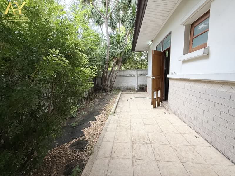 หมู่บ้านชลัฐฐา ซอยศรีนครินทร์ 24, Bangkok, ศรีนครินทร์, Suan Luang, Bangkok, 4 Bedrooms, 274 sqm, Single Detached House For Sale, by ณัฎฐ์ ยศขุน, 500394508 - DDproperty.com