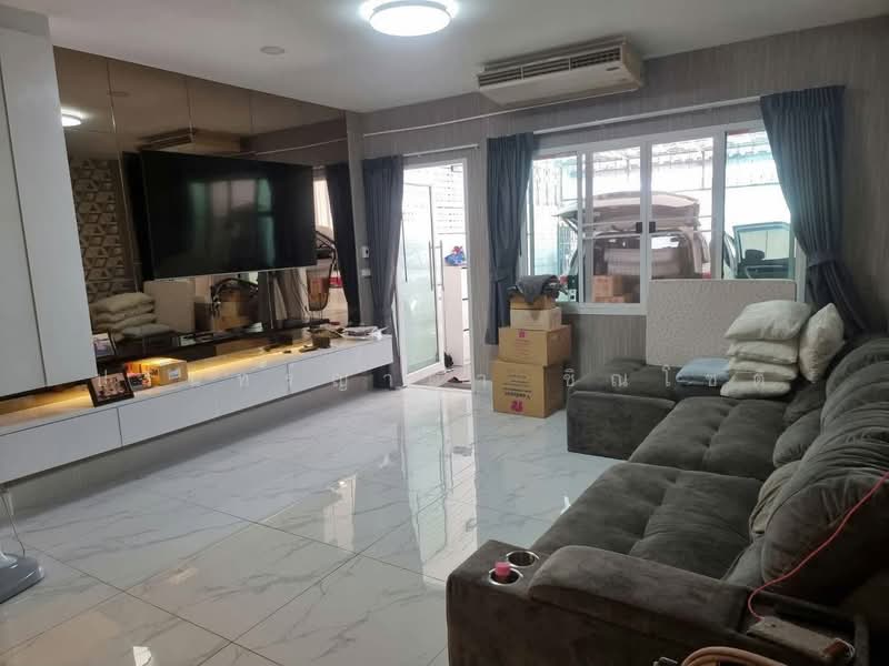 บ้านย่านสุทธิสาร, กรุงเทพ, สุทธิสารวินิจฉัย, สามเสนนอก, ห้วยขวาง, กรุงเทพ, 320 ตร.ม., ทาวน์เฮ้าส์ ให้เช่า, โดย ปรินทร์ญาดา ชิณโชติ, 500394518 - DDproperty.com