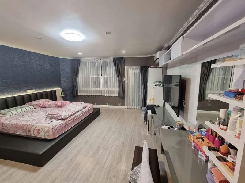House Sutthisan, Bangkok, สุทธิสารวินิจฉัย, Samsen Nok, Huai Khwang, Bangkok, 4 Bedrooms, 320 sqm, Townhouse For Rent, by ปรินทร์ญาดา ชิณโชติ, 500394518 - DDproperty.com