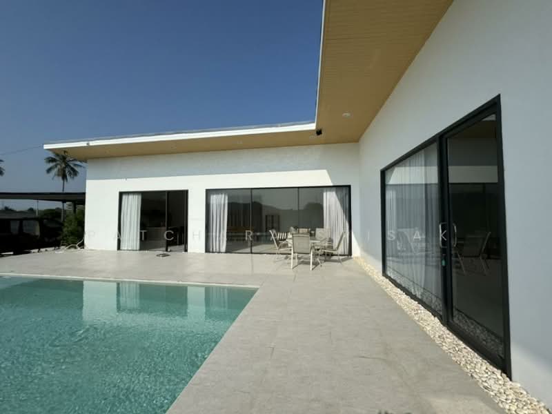 3-BR Villa, Prachuap Khiri Khan, Thap Tai, Hua Hin, Prachuap Khiri Khan, 3 Bedrooms, 204 sqm, Villa For Rent, by Patchara Srisak, 500394605 - DDproperty.com