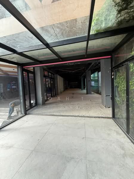 พื้นที่ให้เช่า บลูชิพส์ ทองหล่อ สุขุมวิท : Space for rent in Blue Chips Thonglor, Sukhumvit, Bangkok, Khlong Tan Nua, Watthana, Bangkok, , 245 sqm, Retail Space For Rent, by TOAH T., 500394621 - DDproperty.com