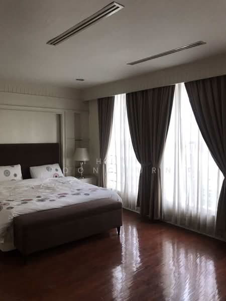 Baan Klang Krung Thonglor, Bangkok, 55 Soi Sukhumvit 55, Khlong Tan Nua, Watthana, Bangkok, 4 Bedrooms, 350 sqm, Townhouse For Rent, by Thiti Boonchurn, 500394651 - DDproperty.com