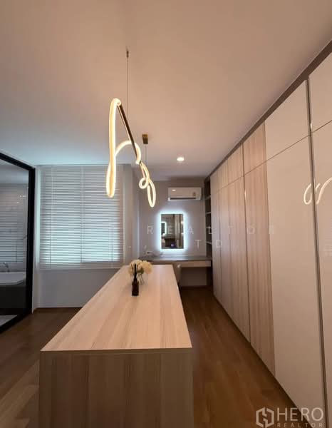 Nirvana Define Srinakarin-Rama 9, Bangkok, Srinakarin - Rom Klao Road, Saphan Sung, Bangkok, 3 Bedrooms, 285 sqm, Townhouse For Rent, by Hero Realtor Co., Ltd., 500394686 - DDproperty.com
