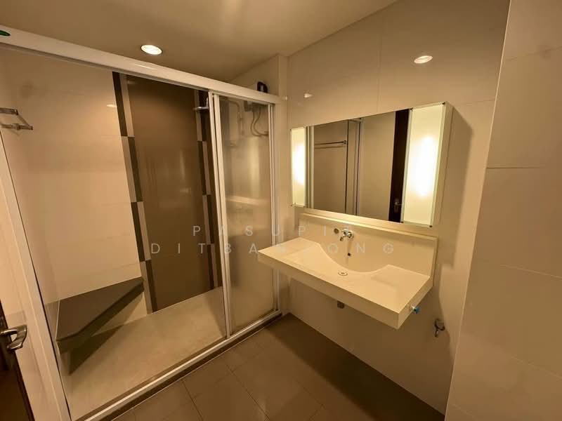 Rhythm Ratchada, Bangkok, 558 Ratchadaphisek Road, Samsen Nok, Huai Khwang, Bangkok, 1 Bedroom, 47 sqm, Condo For Rent, by Pasupit Ditbanjong, 500394730 - DDproperty.com