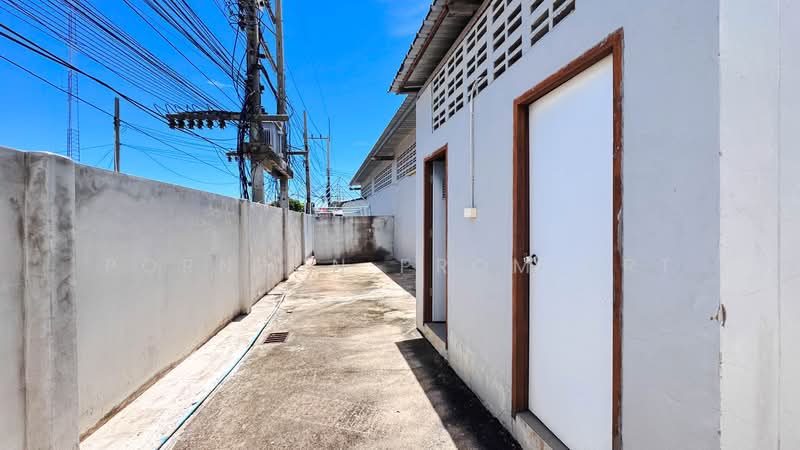 Warehouse with Office for Rent | Pattaya, Chonburi, Chon Buri (Pattaya), Nong Pru, Bang Lamung (Pattaya), Chon Buri (Pattaya), , 300 sqm, Warehouse/Factory For Rent, by Pornpun Promlert, 500394733 - DDproperty.com