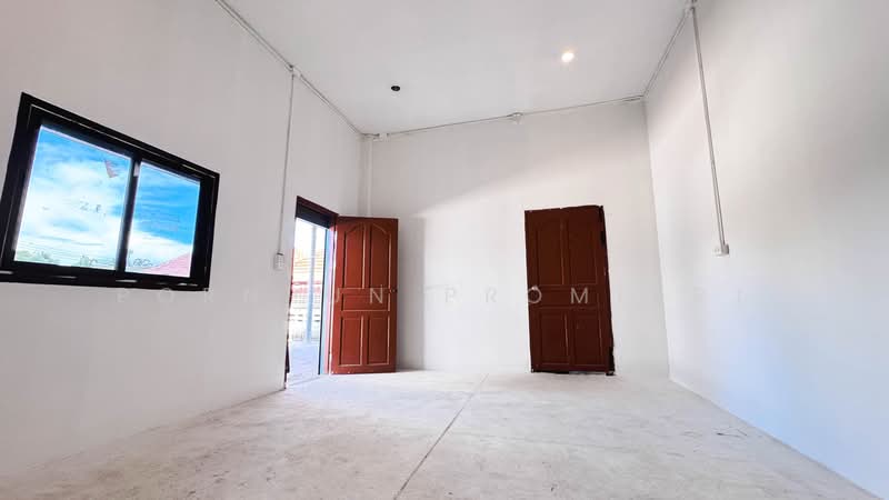 Warehouse with Office for Rent | Pattaya, Chonburi, Chon Buri (Pattaya), Nong Pru, Bang Lamung (Pattaya), Chon Buri (Pattaya), , 300 sqm, Warehouse/Factory For Rent, by Pornpun Promlert, 500394733 - DDproperty.com