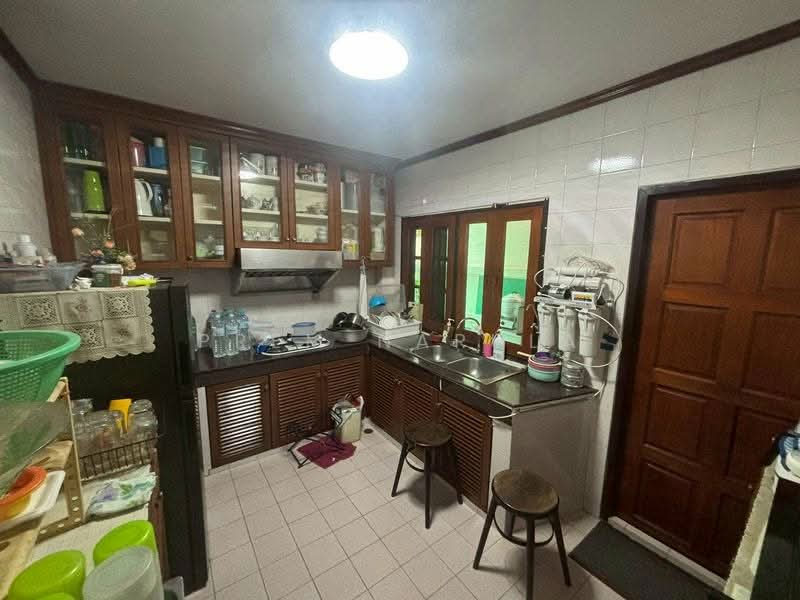 Baan Phakamas, Bangkok, Soi Moobaan Phakamas, Suan Luang, Bangkok, 4 Bedrooms, 268 sqm, Single Detached House For Sale, by Prem Narula, 500394753 - DDproperty.com