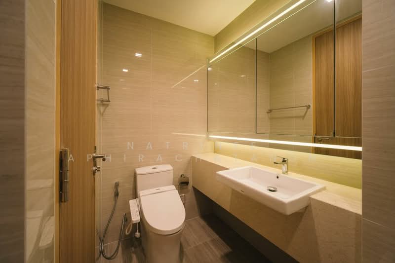 Noble BE33, Bangkok, 19 Soi Sukhumvit 33, Khlong Tan Nua, Watthana, Bangkok, 1 Bedroom, 41 sqm, Condo For Rent, by Natrinee Aphirachatanon, 500394770 - DDproperty.com