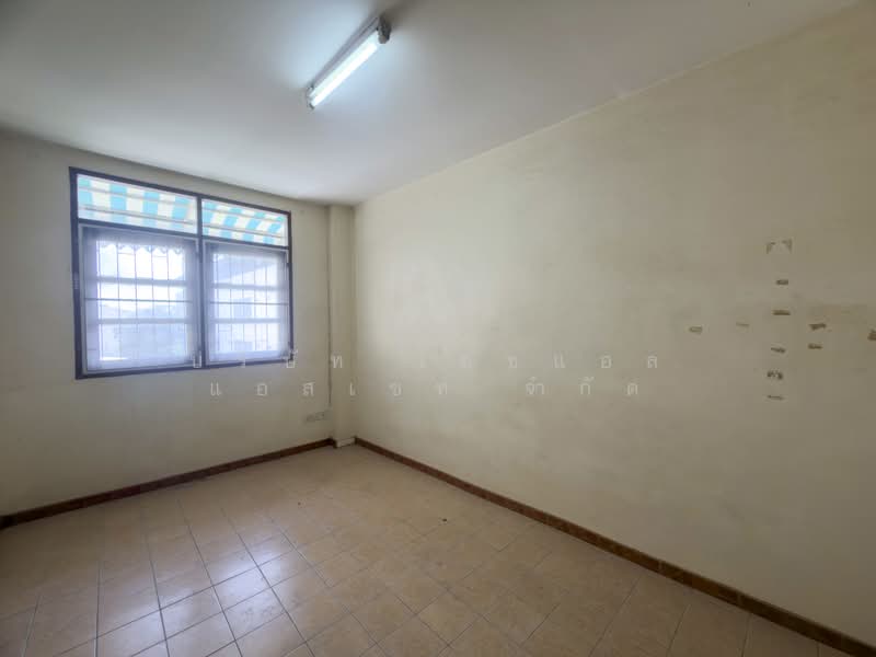 ตึกแถว 3.5 ชั้น ซอย จอมทอง 14 - เทอดไท 33, Bangkok, Bangko, Chom Thong, Bangkok, , 240 sqm, Shophouse For Sale, by บริษัท เอชแอล แอสเซท จำกัด, 500394892 - DDproperty.com
