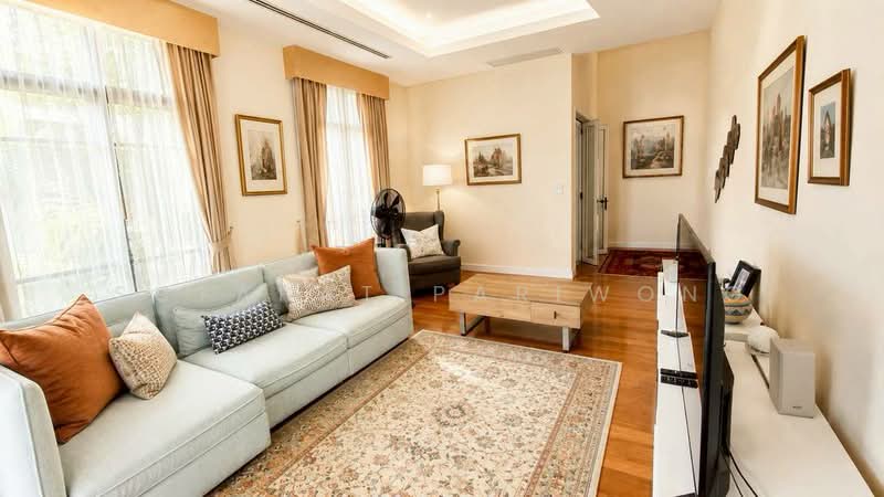 Baan Sansiri Sukhumvit 67, Bangkok, 32 Soi Sukhumvit 67, Phra Kanong Nua, Watthana, Bangkok, 4 Bedrooms, 400 sqm, Single Detached House For Rent, by Sutapat Pariwong, 500394900 - DDproperty.com