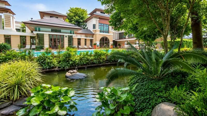 Baan Sansiri Sukhumvit 67, Bangkok, 32 Soi Sukhumvit 67, Phra Kanong Nua, Watthana, Bangkok, 4 Bedrooms, 400 sqm, Single Detached House For Rent, by Sutapat Pariwong, 500394900 - DDproperty.com