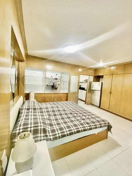 Rin House Condo : รินเฮ้าส์ คอนโดมิเนียม, กรุงเทพ, ถนน สุขุมวิท39, คลองตันเหนือ, วัฒนา, กรุงเทพ, 50 ตร.ม., คอนโด ให้เช่า, โดย Nutnaree Nakkaew, 500394918 - DDproperty.com