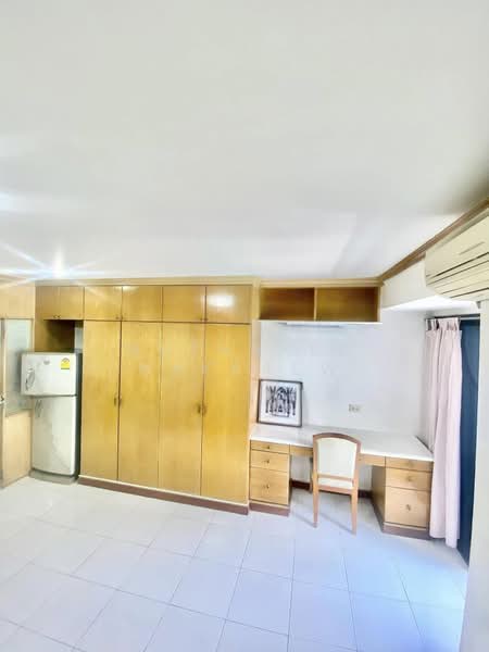 Rin House Condo : รินเฮ้าส์ คอนโดมิเนียม, กรุงเทพ, ถนน สุขุมวิท39, คลองตันเหนือ, วัฒนา, กรุงเทพ, 50 ตร.ม., คอนโด ให้เช่า, โดย Nutnaree Nakkaew, 500394918 - DDproperty.com