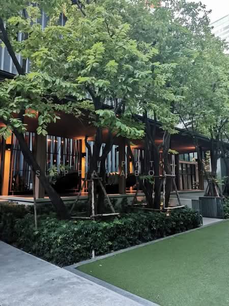 Quinn Ratchada 17, Bangkok, 454 456 Soi Inthara Mari 45, Din Daeng, Bangkok, 1 Bedroom, 35 sqm, Condo For Rent, by Lalipat Sappayabovornnan, 500394947 - DDproperty.com