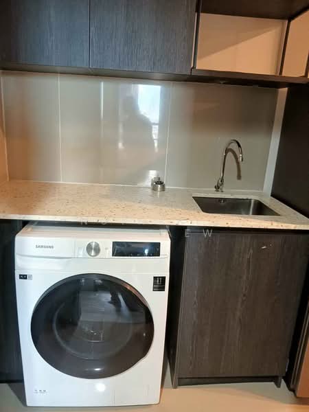 XT Huaikhwang, Bangkok, 244 Ratchadaphisek Road, Huai Khwang, Bangkok, 1 Bedroom, 35 sqm, Condo For Rent, by Nutnaree Nakkaew, 500394978 - DDproperty.com