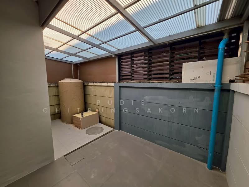 3-Storey Townhome for Rent – Near MRT Lat Phrao, Bangkok, Jom Phon, Chatuchak, Bangkok, , 240 sqm, Shophouse For Rent, by Pudis Chitrungsakorn, 500394994 - DDproperty.com